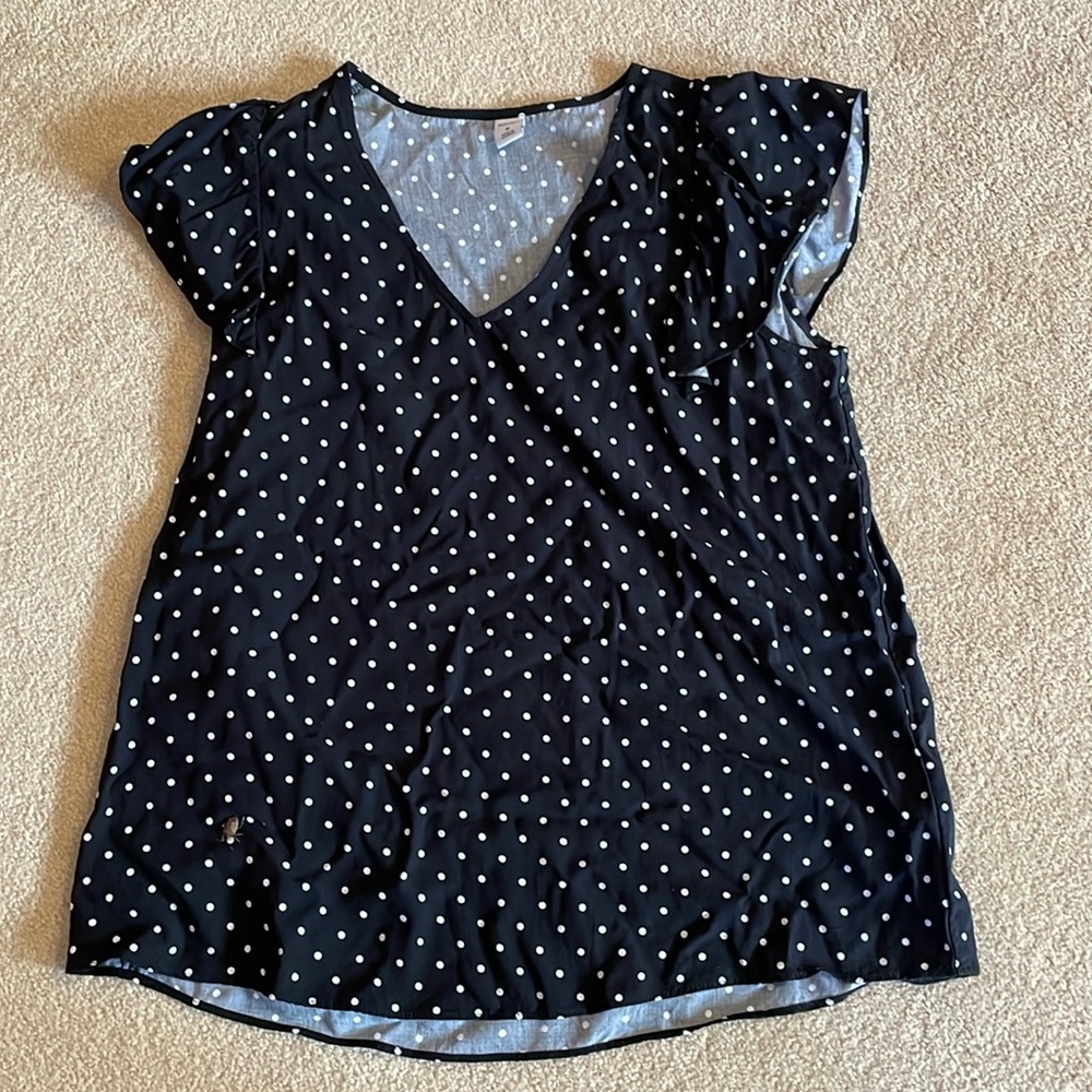 Women’s Medium Old Navy Black & White Polka Dot Ruffle Sleeve Blouse